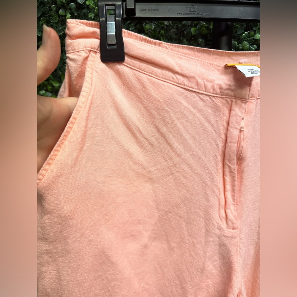 EUC Ruby Road | Linen Blend Crop - Picture 3 of 5